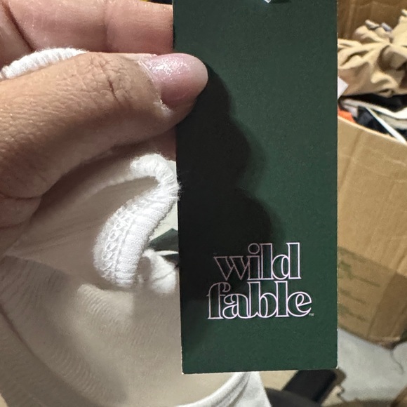 2PCS Classic White Women's Top - Picture 2 of 4